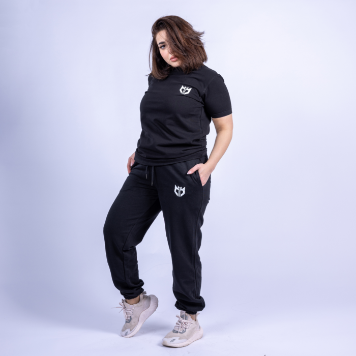تيشرت اسود نسائي